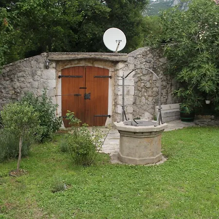 Ferienhaus Geraeumige Mit Drei Schlafzimmern Und Einem Ruhigen Garten By Interhome Grižane